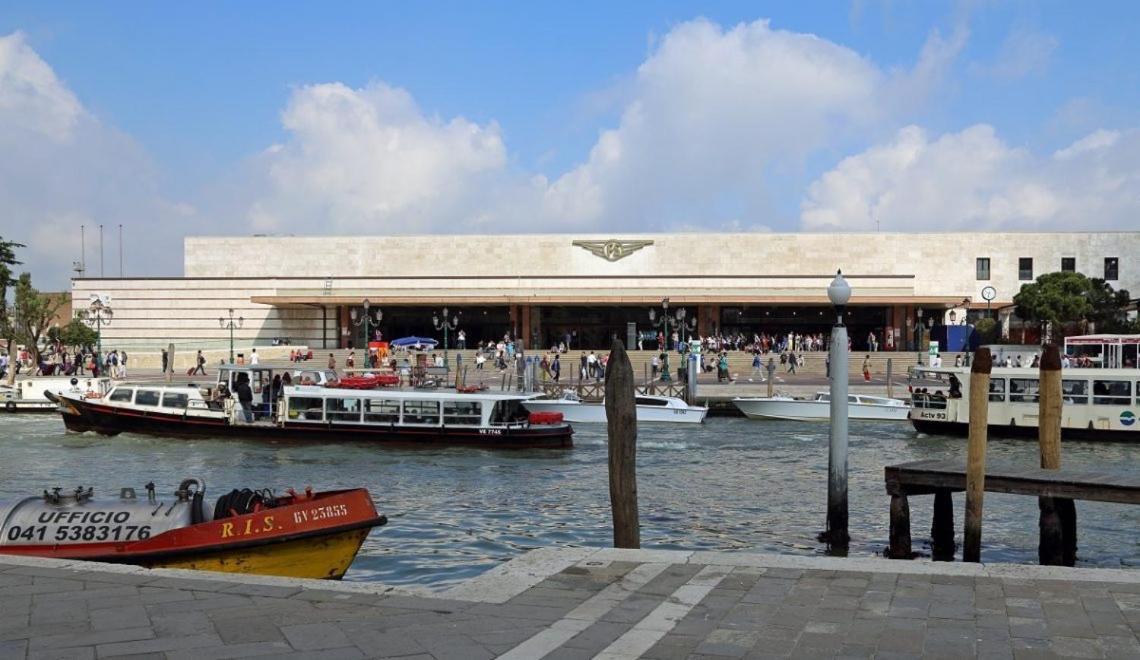 Hayez Rooms Venecia Exterior foto